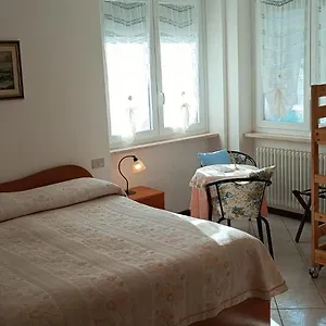  Bed & Breakfast Sweet
